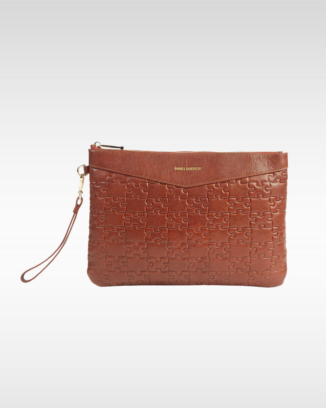 Nkari Tomiwa Jigsaw Clutch