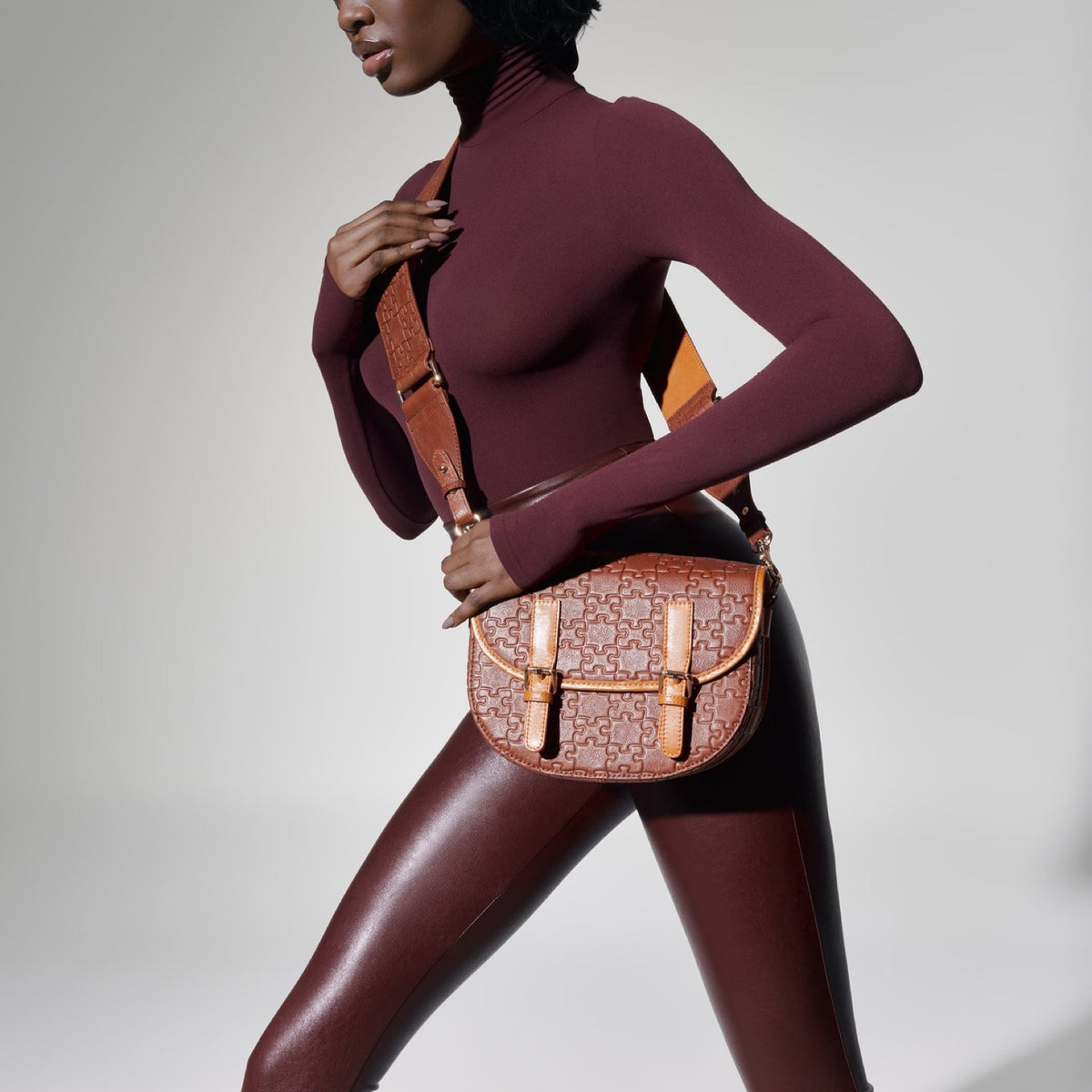 The Aremu Messenger — Nkari Lychee Brown — detail