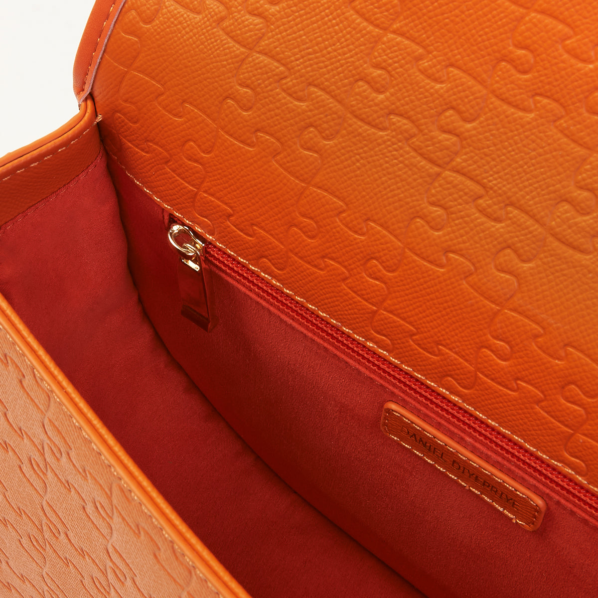 The Aremu Messenger — Orange Togo — editorial 02