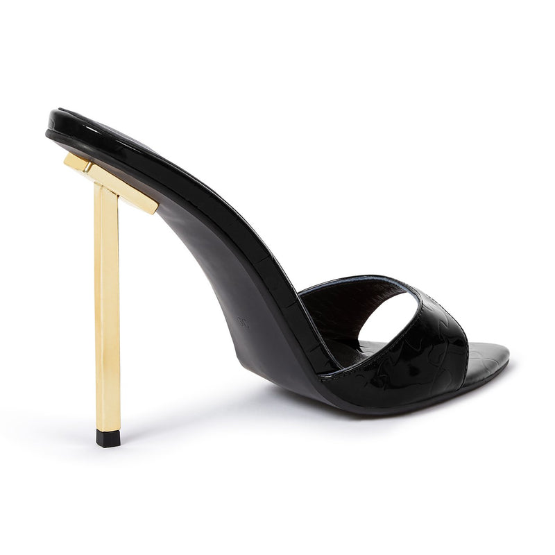 The Teniola Patent Leather Mule
